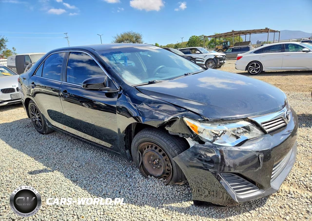 2014 Toyota Camry L VIN:4T1BF1FK2EU862377 - 4