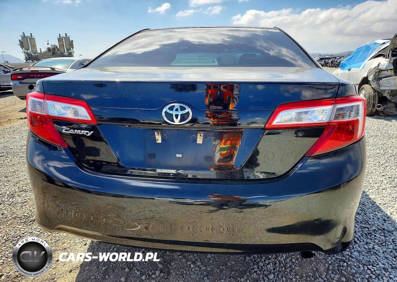 2014 Toyota Camry L VIN:4T1BF1FK2EU862377 - 6
