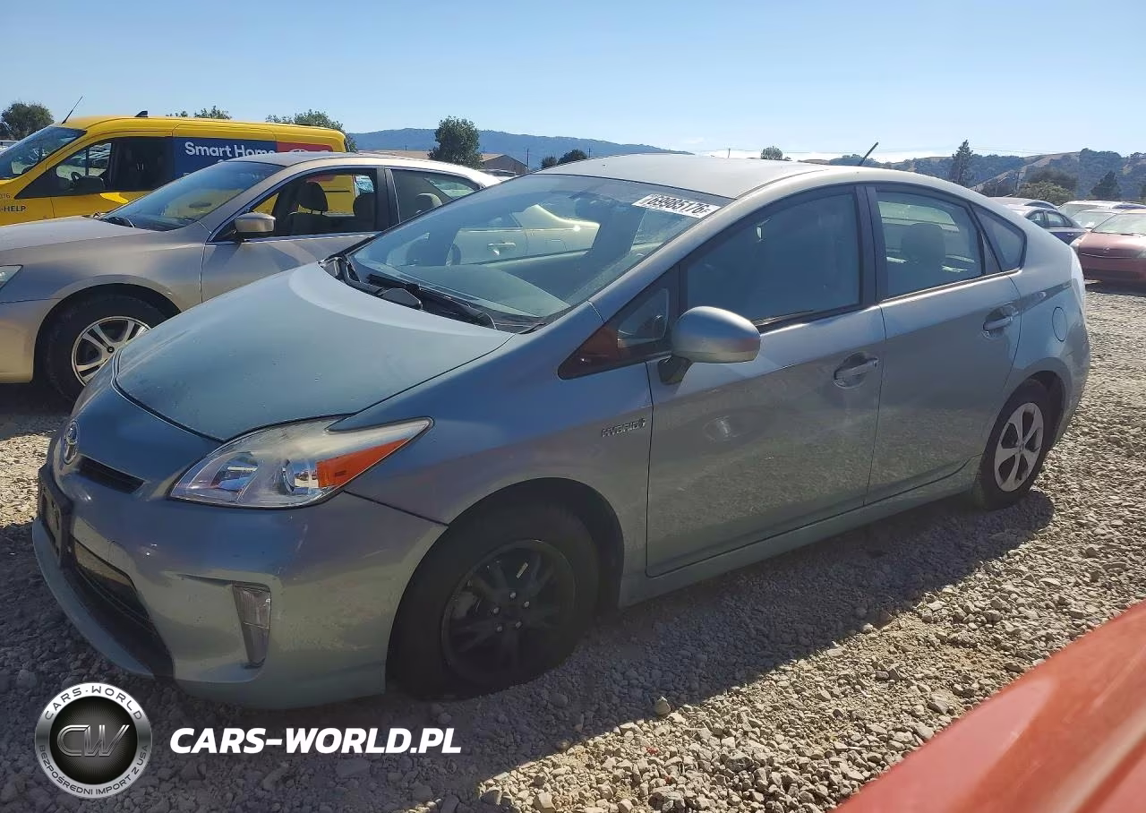 2015 Toyota Prius Four – zdjęcie 1 z 12