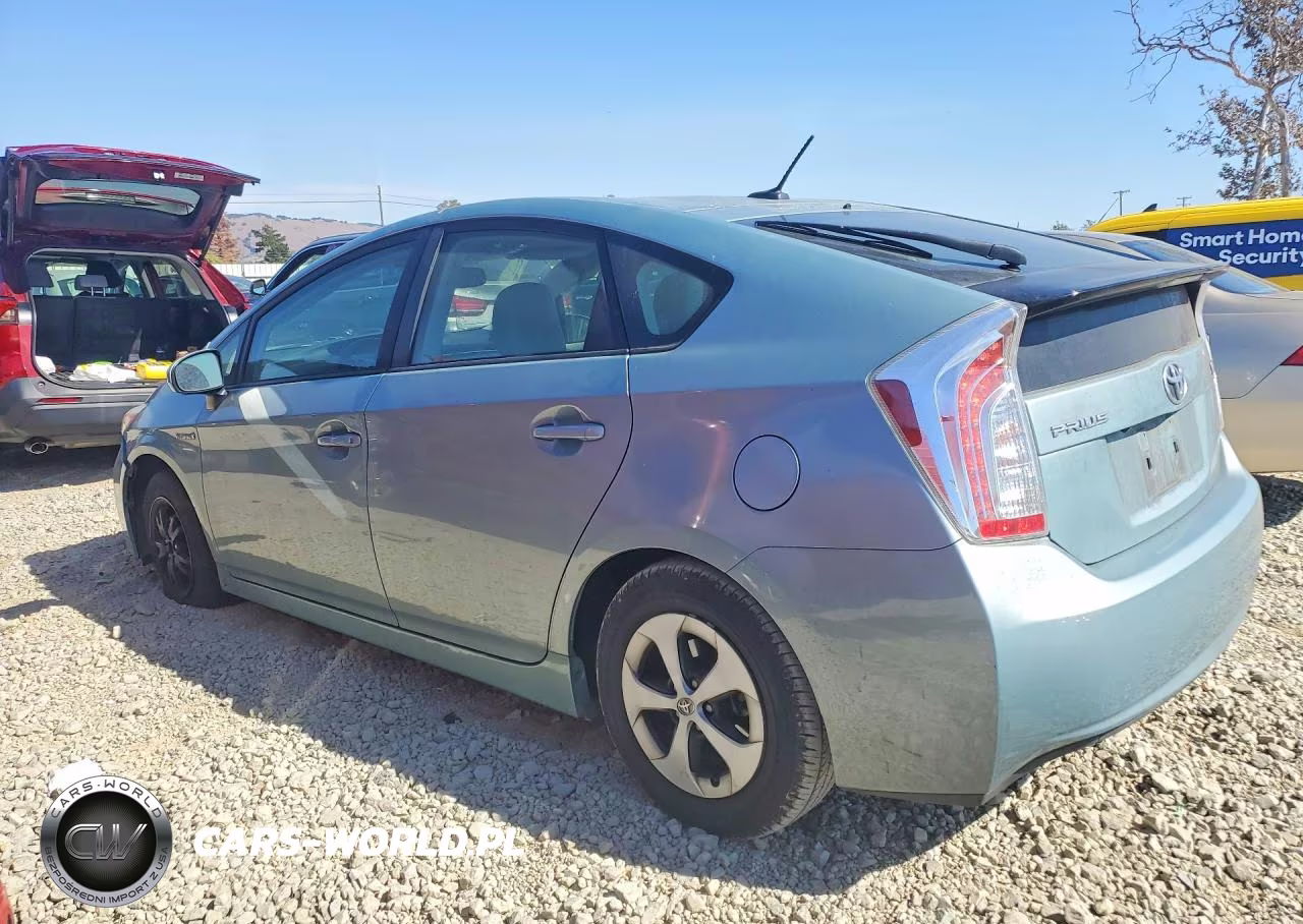 2015 Toyota Prius Four VIN:JTDKN3DU5F1936028 - 2