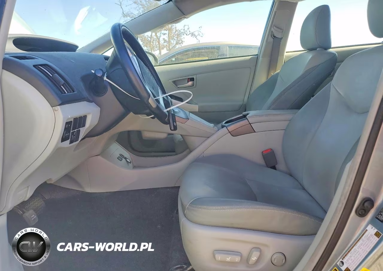 2015 Toyota Prius Four VIN:JTDKN3DU5F1936028 - 7