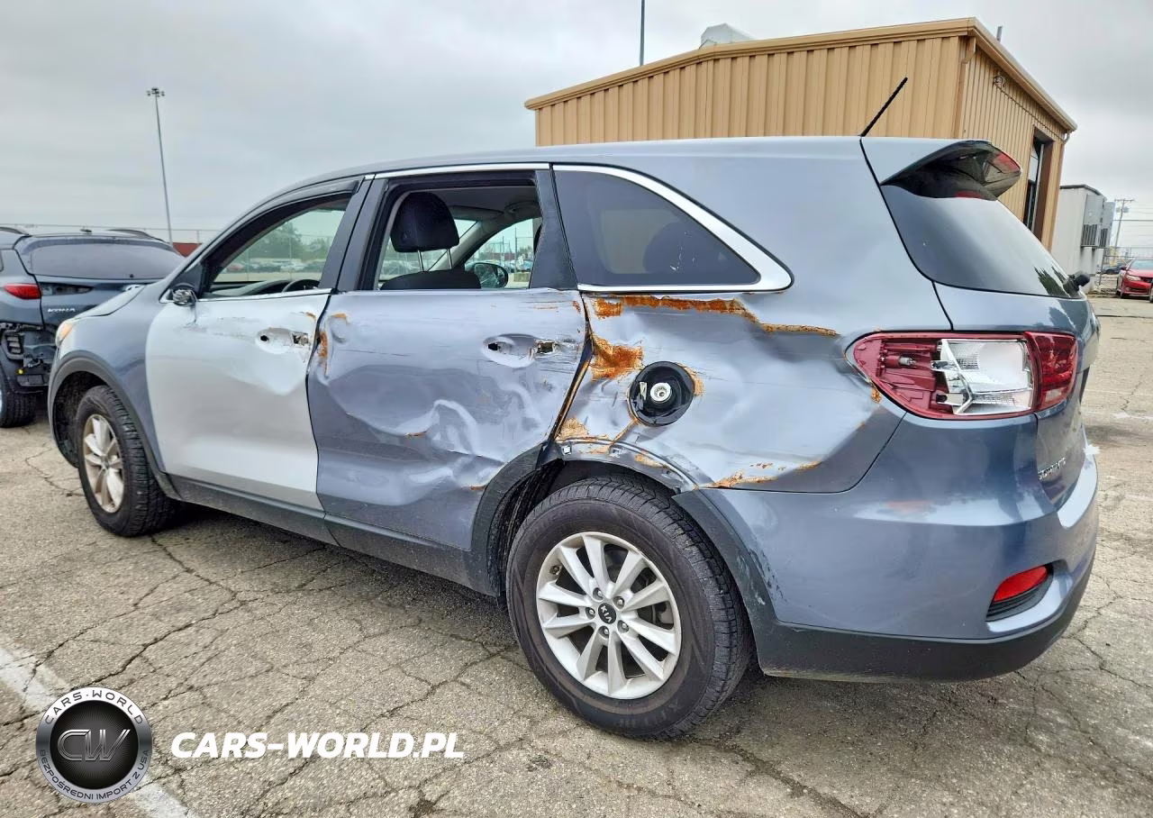 2020 Kia Sorento L VIN:5XYPG4A31LG657379 - 2