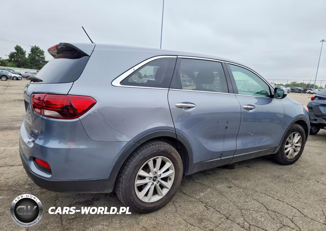 2020 Kia Sorento L VIN:5XYPG4A31LG657379 - 3