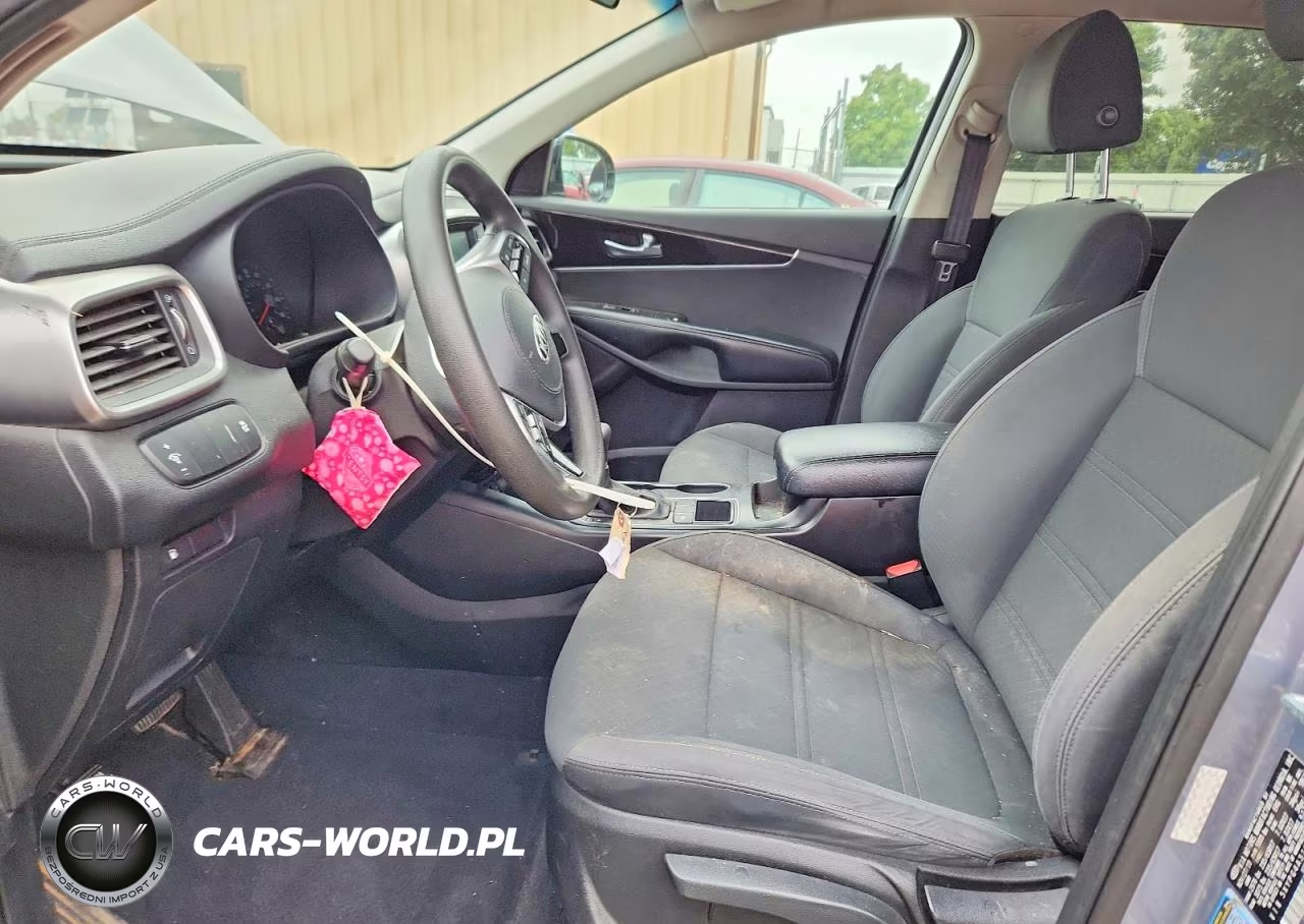 2020 Kia Sorento L VIN:5XYPG4A31LG657379 - 7