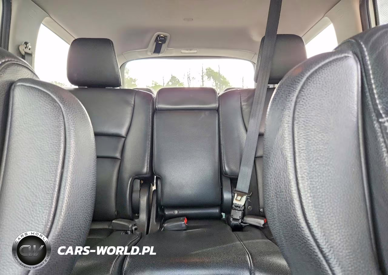 2019 Honda Pilot Touring VIN:5FNYF6H93KB009271 - 10
