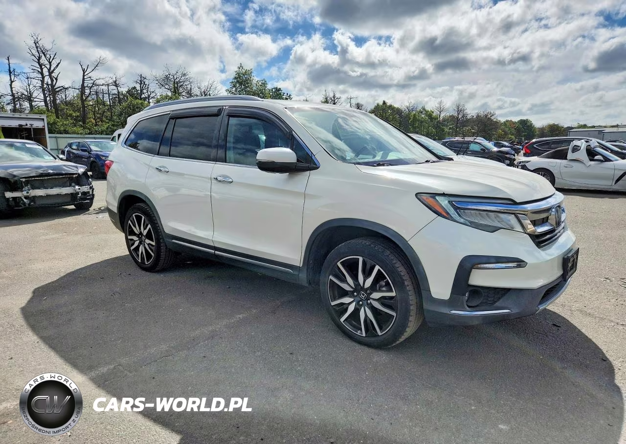 2019 Honda Pilot Touring VIN:5FNYF6H93KB009271 - 4