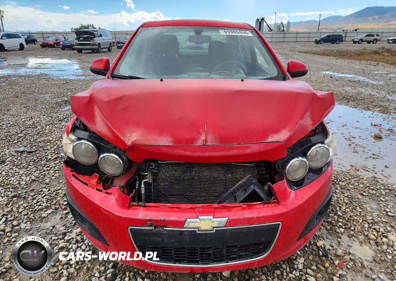 2014 Chevrolet Sonic Lt VIN:1G1JC5SG0E4111109 - 5