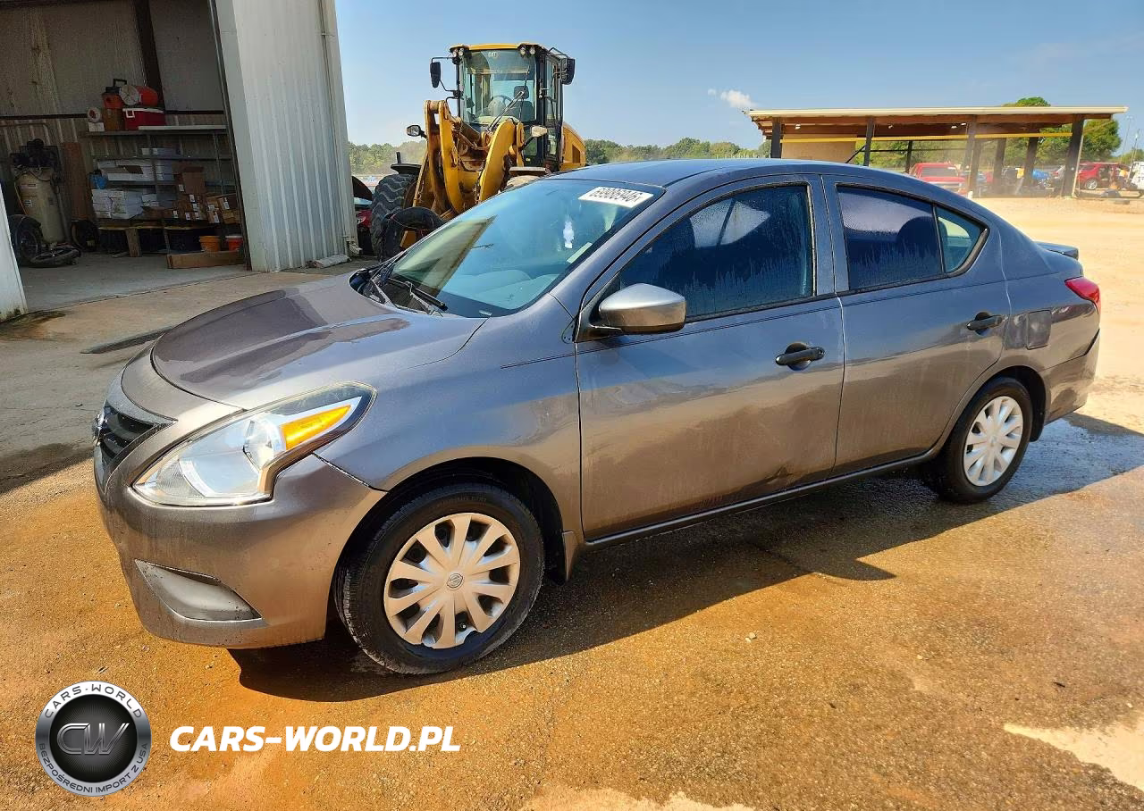 2016 Nissan Versa 1.6 S Plus