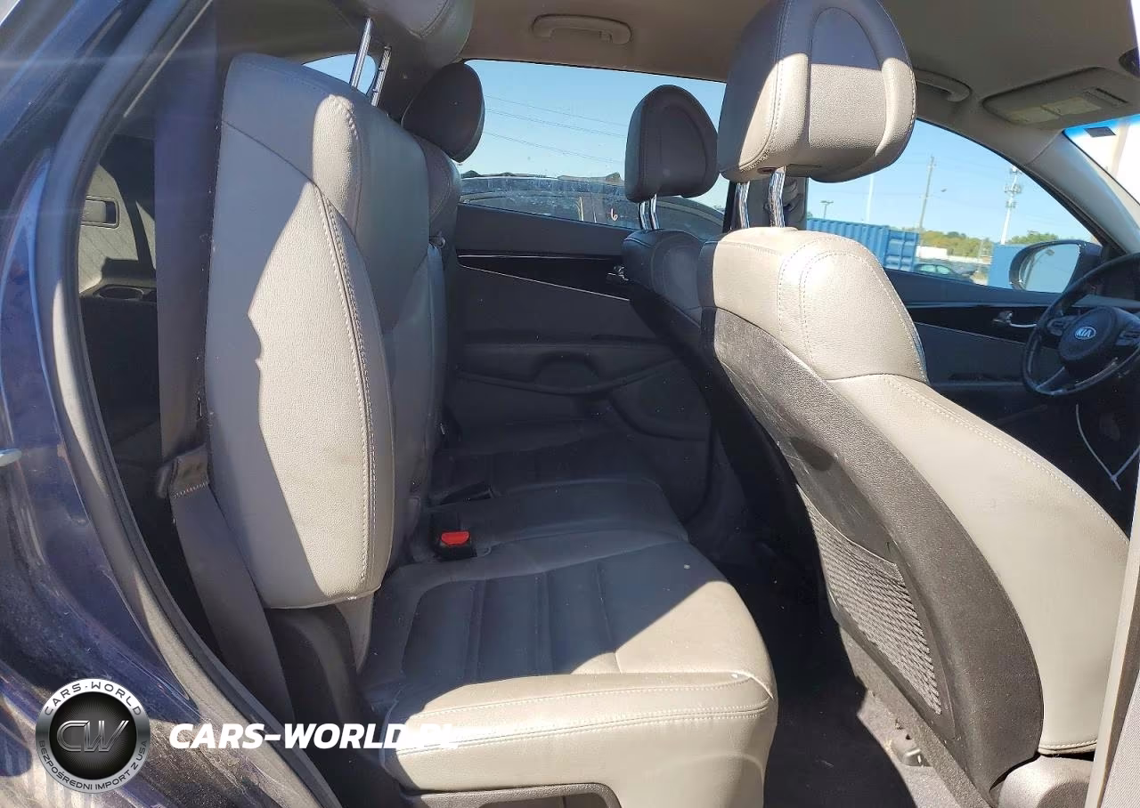 2016 Kia Sorento Ex VIN:5XYPHDA50GG111922 - 11