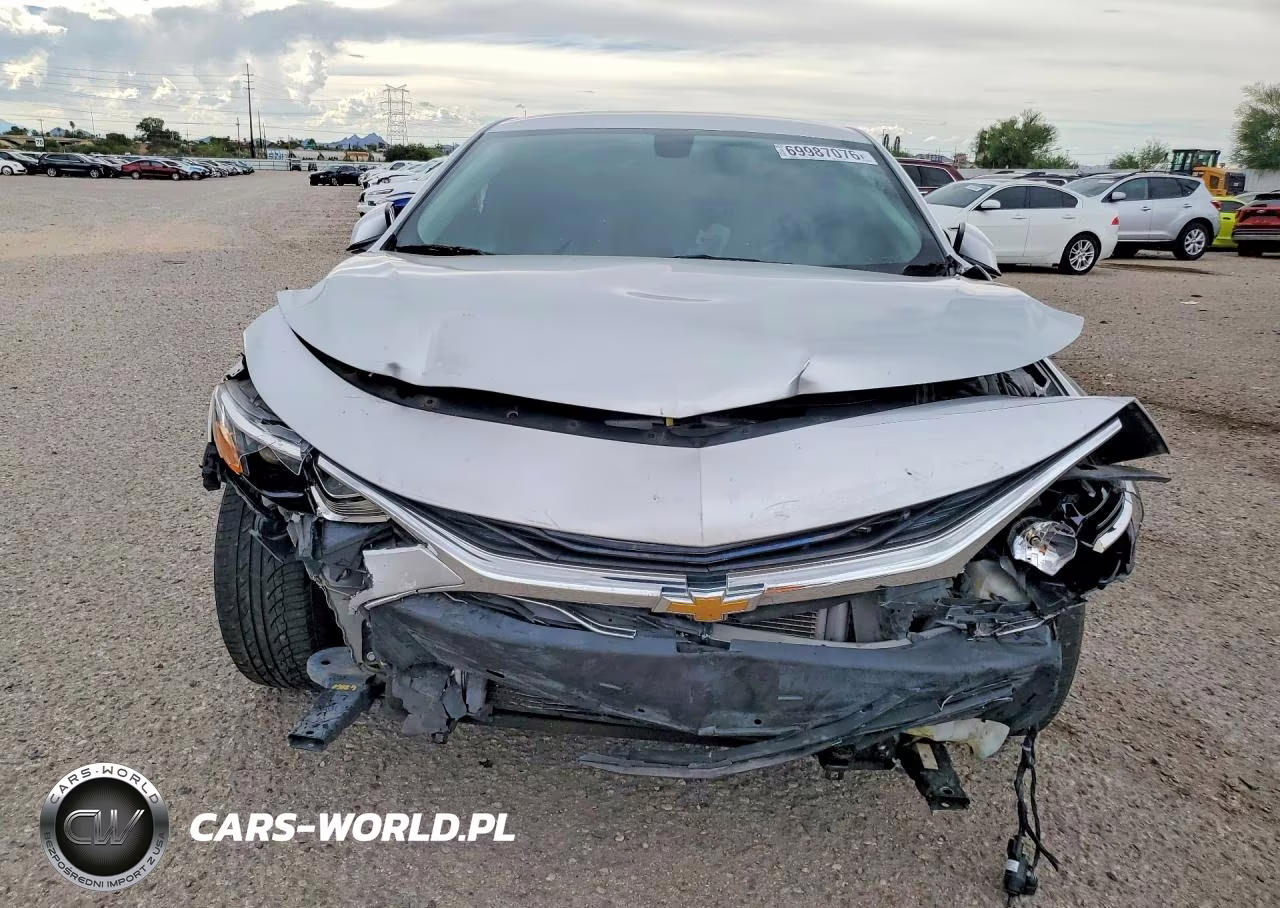 2019 Chevrolet Malibu Lt VIN:1G1ZD5ST3KF143288 - 5