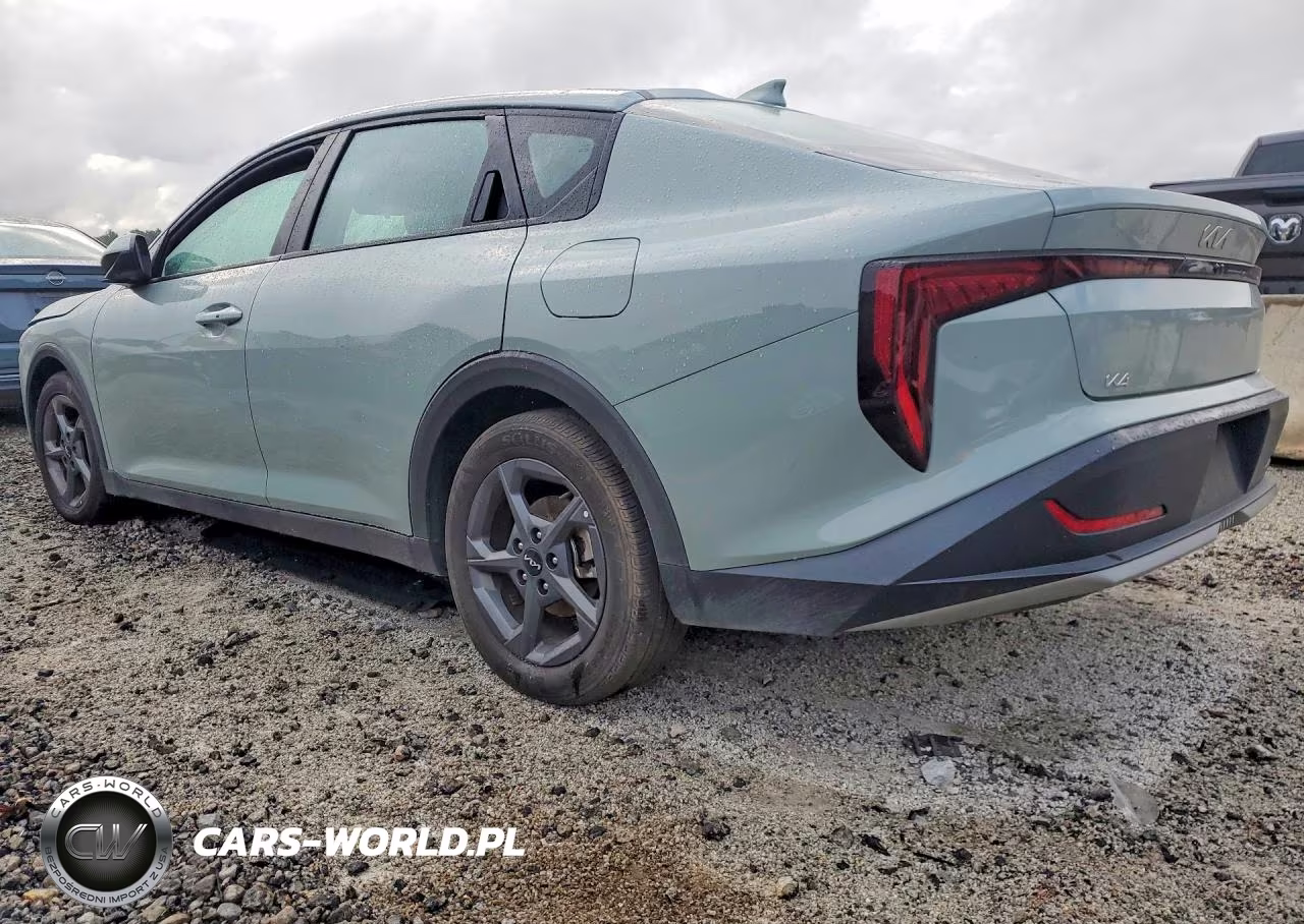 2025 Kia K4 Lxs VIN:3KPFT4DE9SE057967 - 2