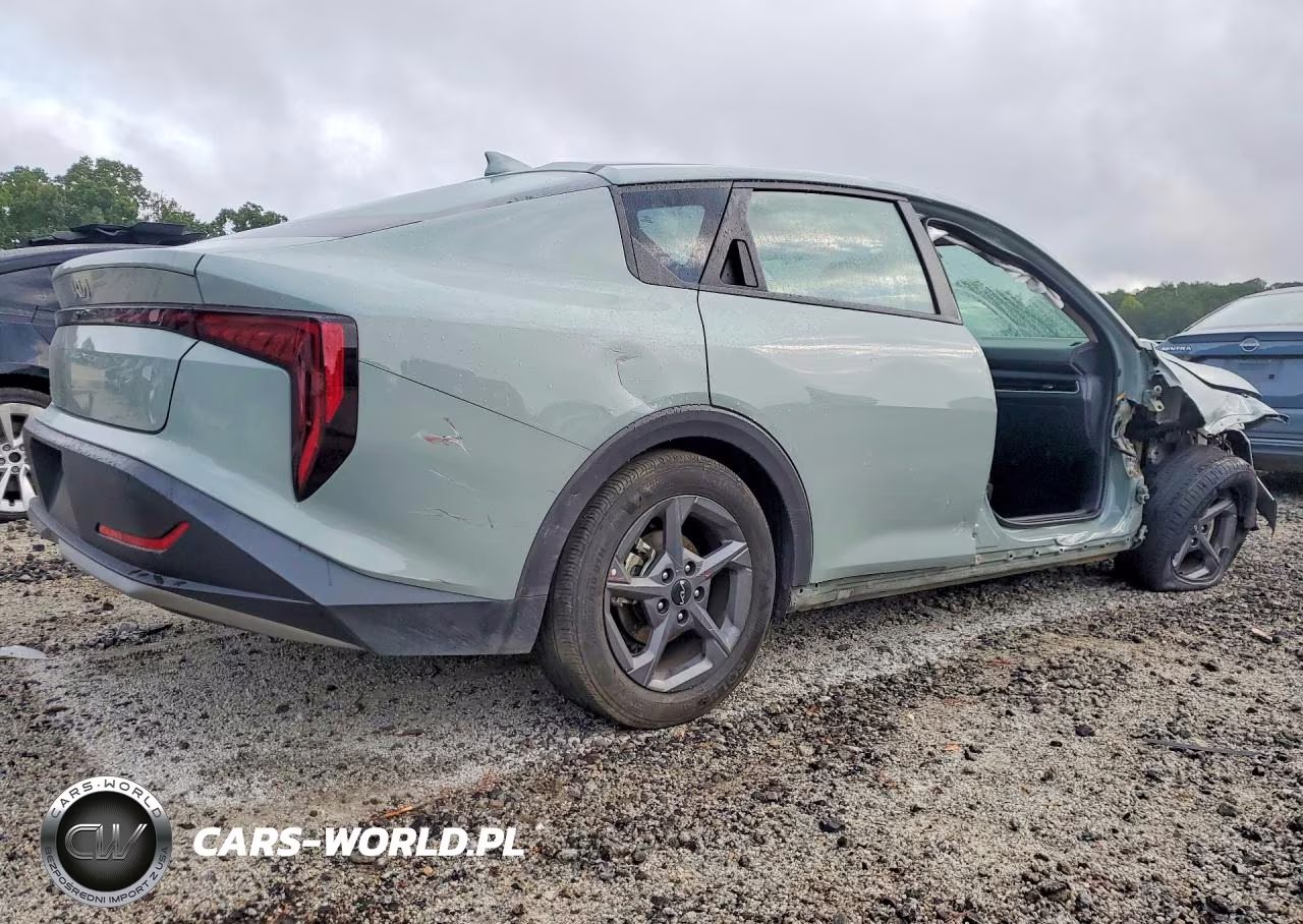 2025 Kia K4 Lxs VIN:3KPFT4DE9SE057967 - 3