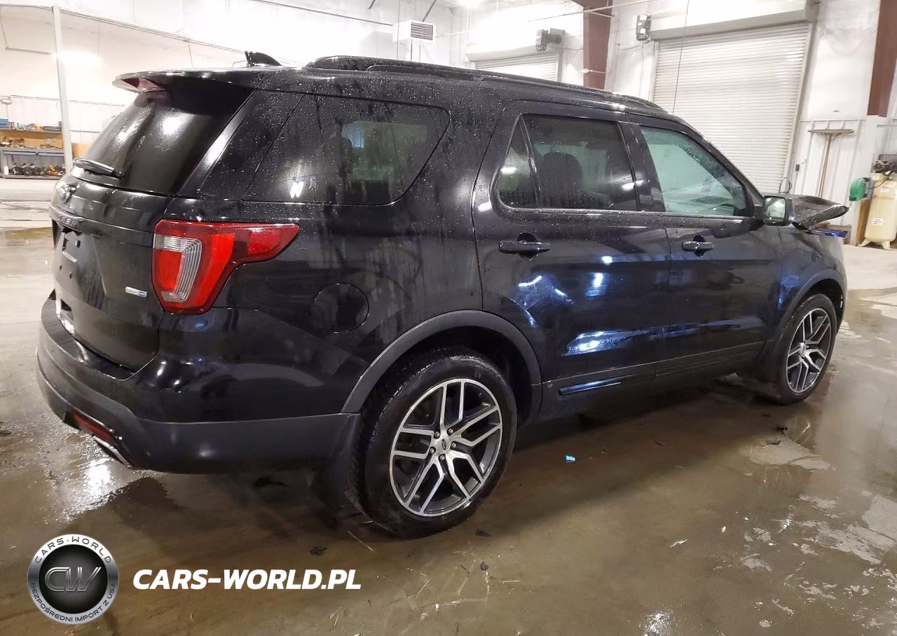 2016 Ford Explorer Sport VIN:1FM5K8GT2GGA50720 - 3