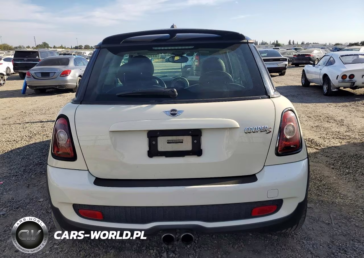2009 Mini Cooper S VIN:WMWMF73509TW82631 - 6