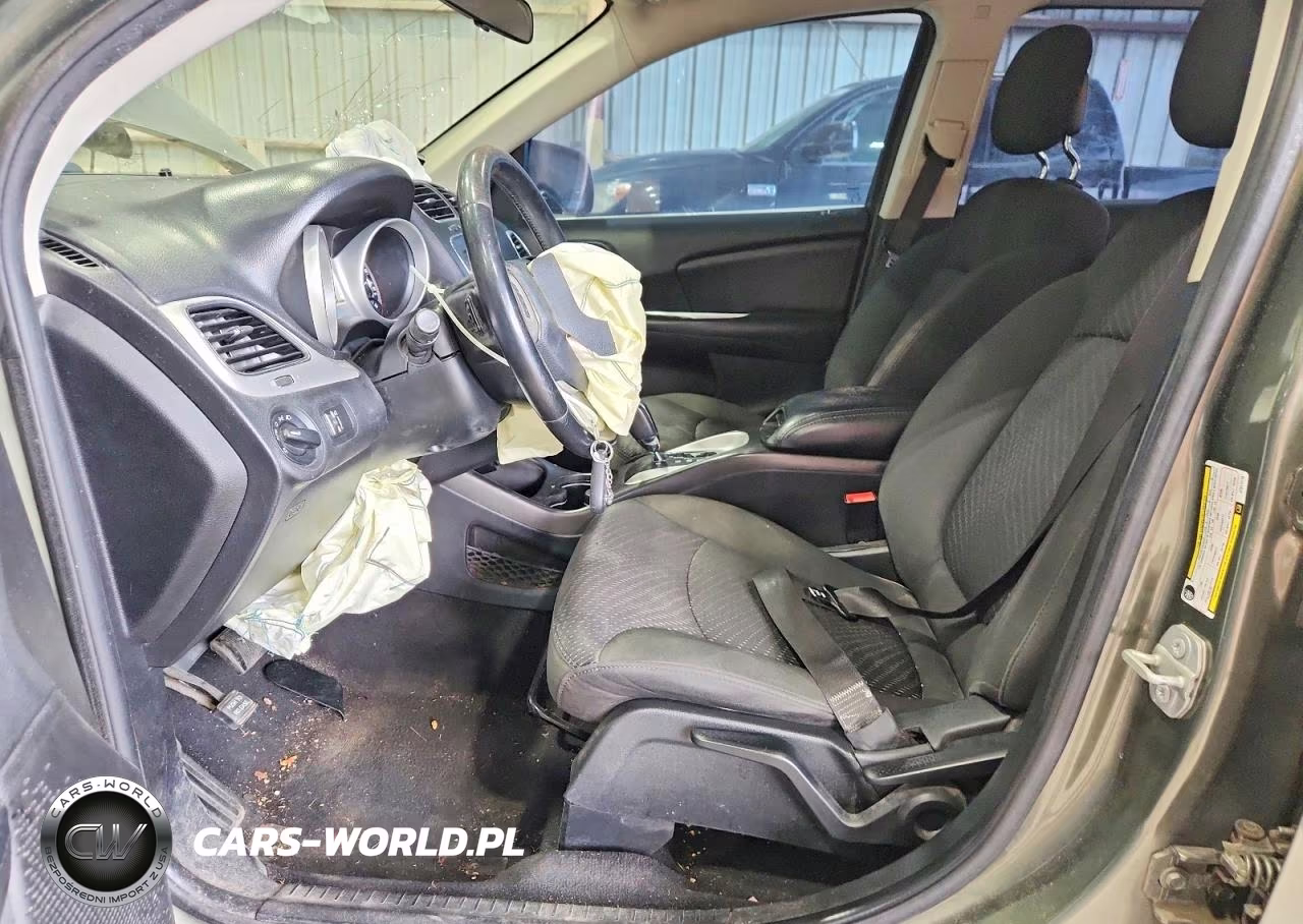 2018 Dodge Journey Se VIN:3C4PDCAB2JT311115 - 7