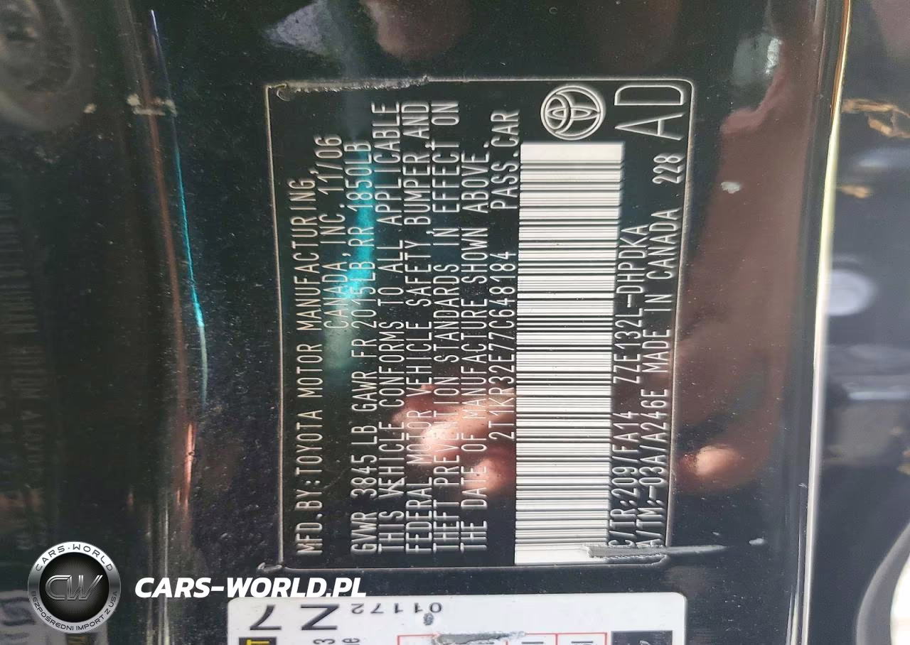 2007 Toyota Matrix Base VIN:2T1KR32E77C648184 - 12