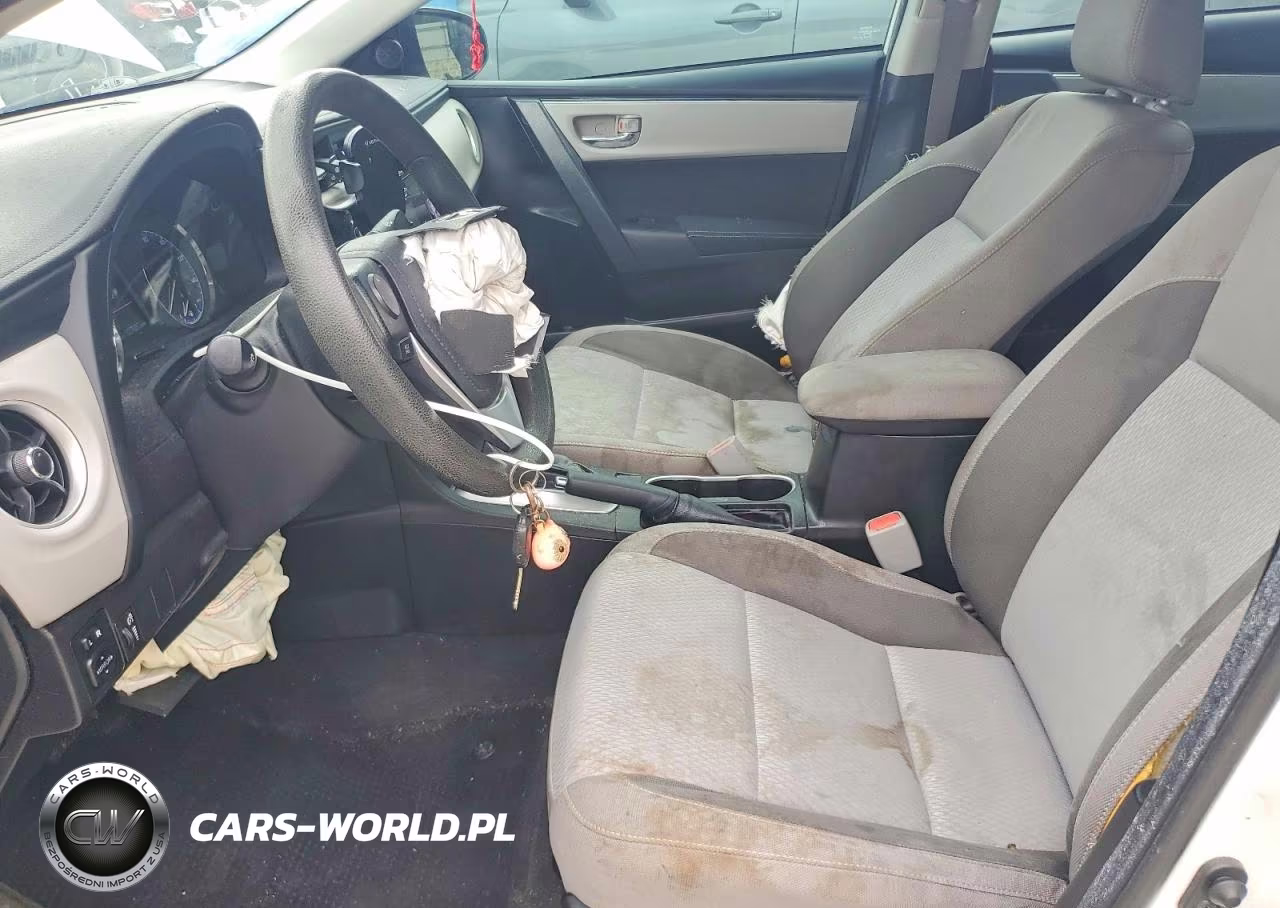 2019 Toyota Corolla Le VIN:5YFBURHE1KP911075 - 7