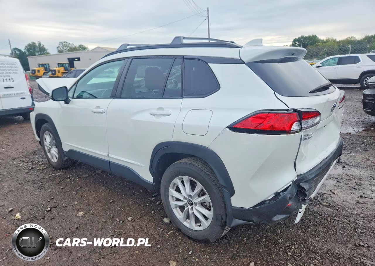 2022 Toyota Corolla Cross Le VIN:7MUCAABG3NV032686 - 2