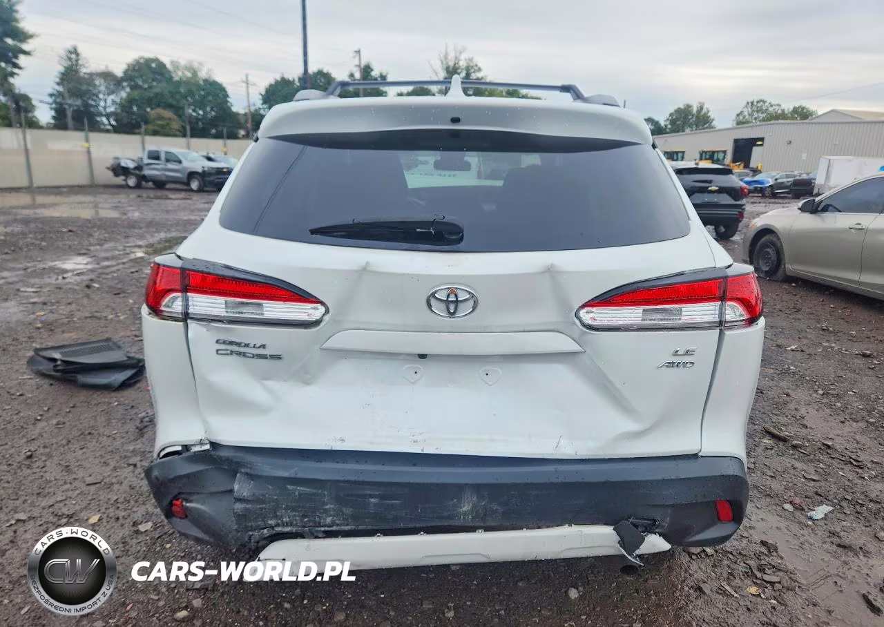 2022 Toyota Corolla Cross Le VIN:7MUCAABG3NV032686 - 6