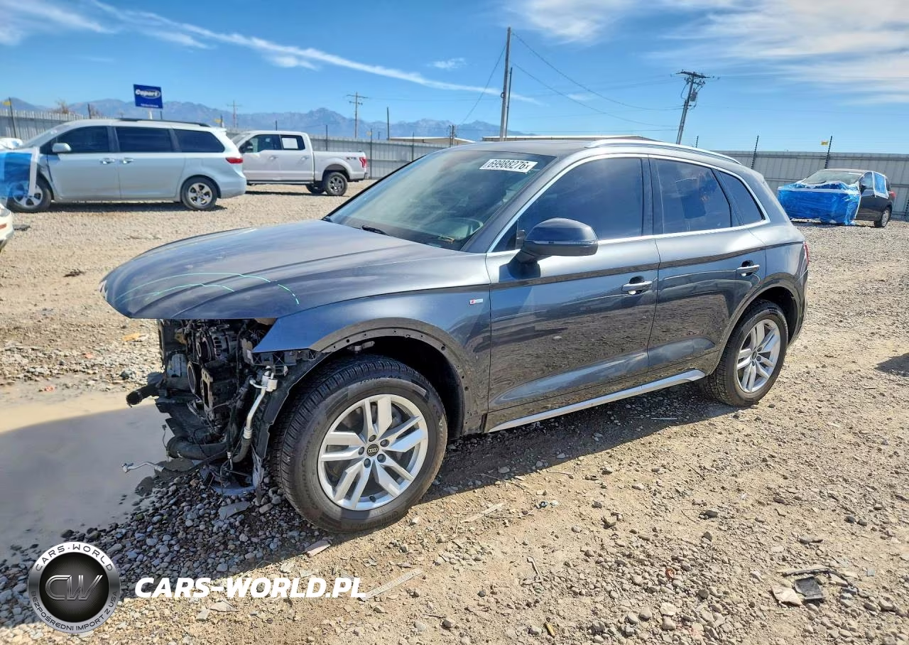 2022 Audi Q5 Premium 45