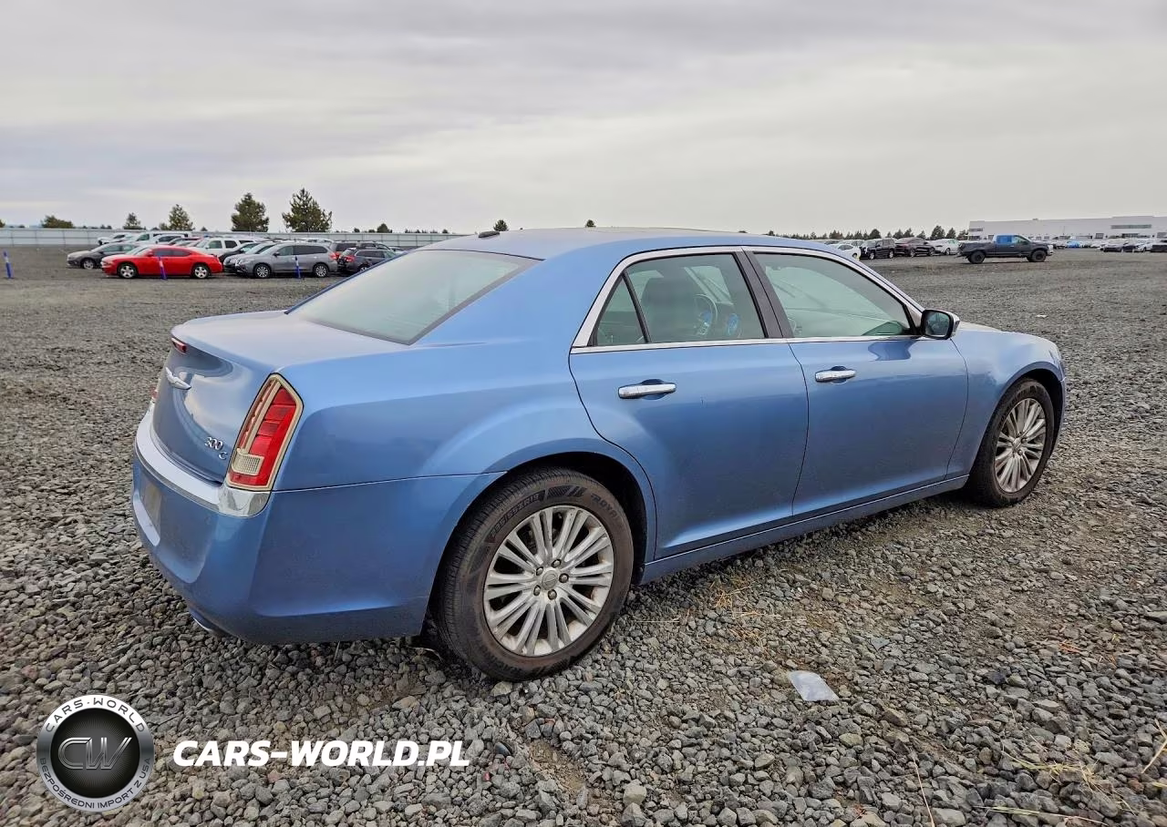 2011 Chrysler 300C VIN:2C3CK6CT7BH563257 - 3