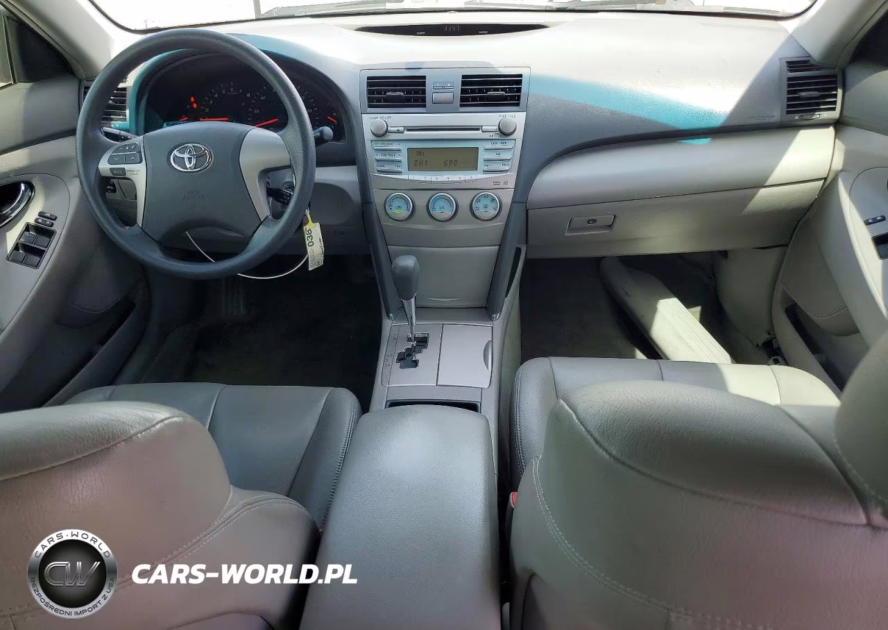 2009 Toyota Camry Le VIN:4T1BE46K79U366601 - 8