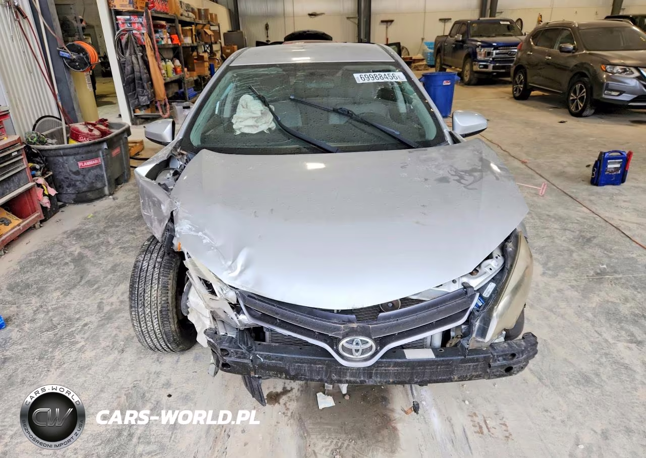 2015 Toyota Corolla Le VIN:2T1BURHE6FC411872 - 5