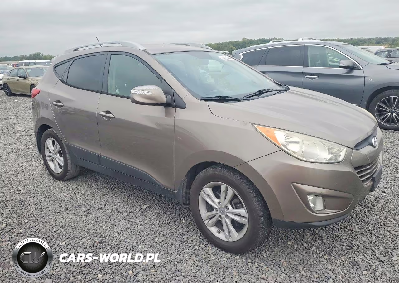 2013 Hyundai Tucson Gls VIN:KM8JU3AC8DU557493 - 4