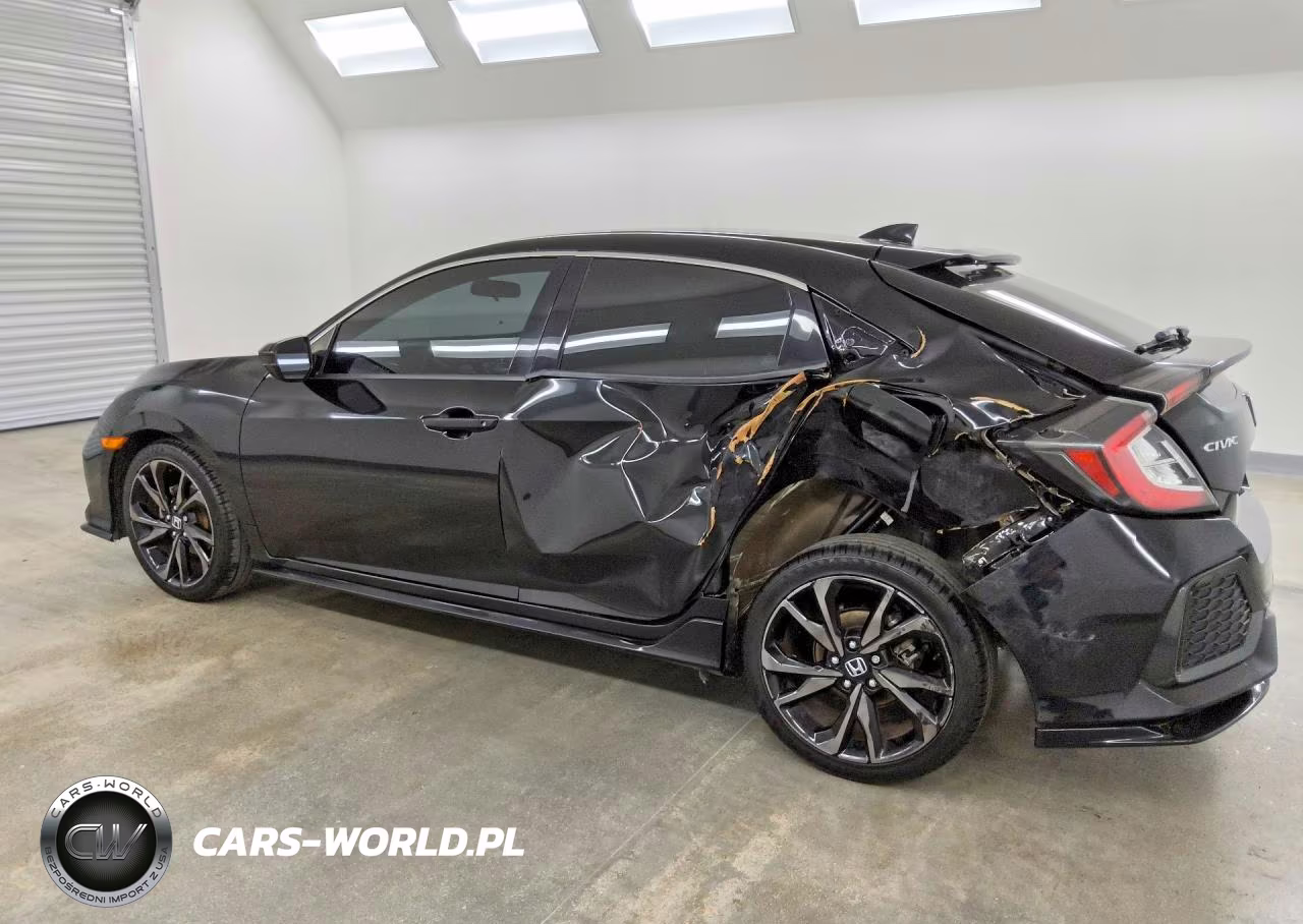 2018 Honda Civic Sport VIN:SHHFK7H40JU415003 - 2