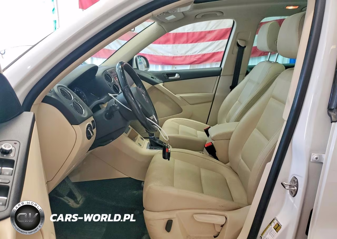 2014 Volkswagen Tiguan S VIN:WVGBV3AX3EW528624 - 7