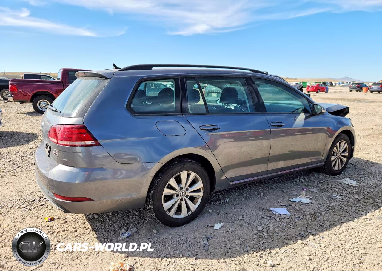 2018 Volkswagen Golf Sportwagen S VIN:3VW117AU6JM752454 - 3