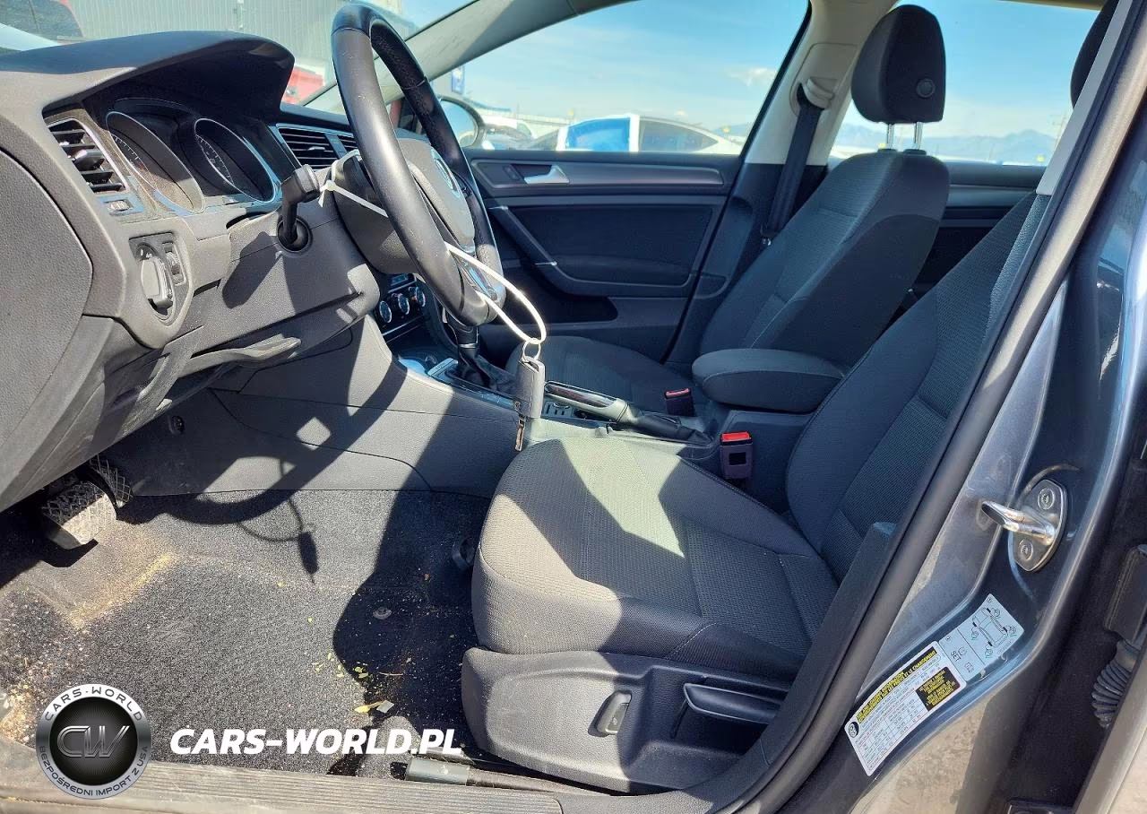 2018 Volkswagen Golf Sportwagen S VIN:3VW117AU6JM752454 - 7