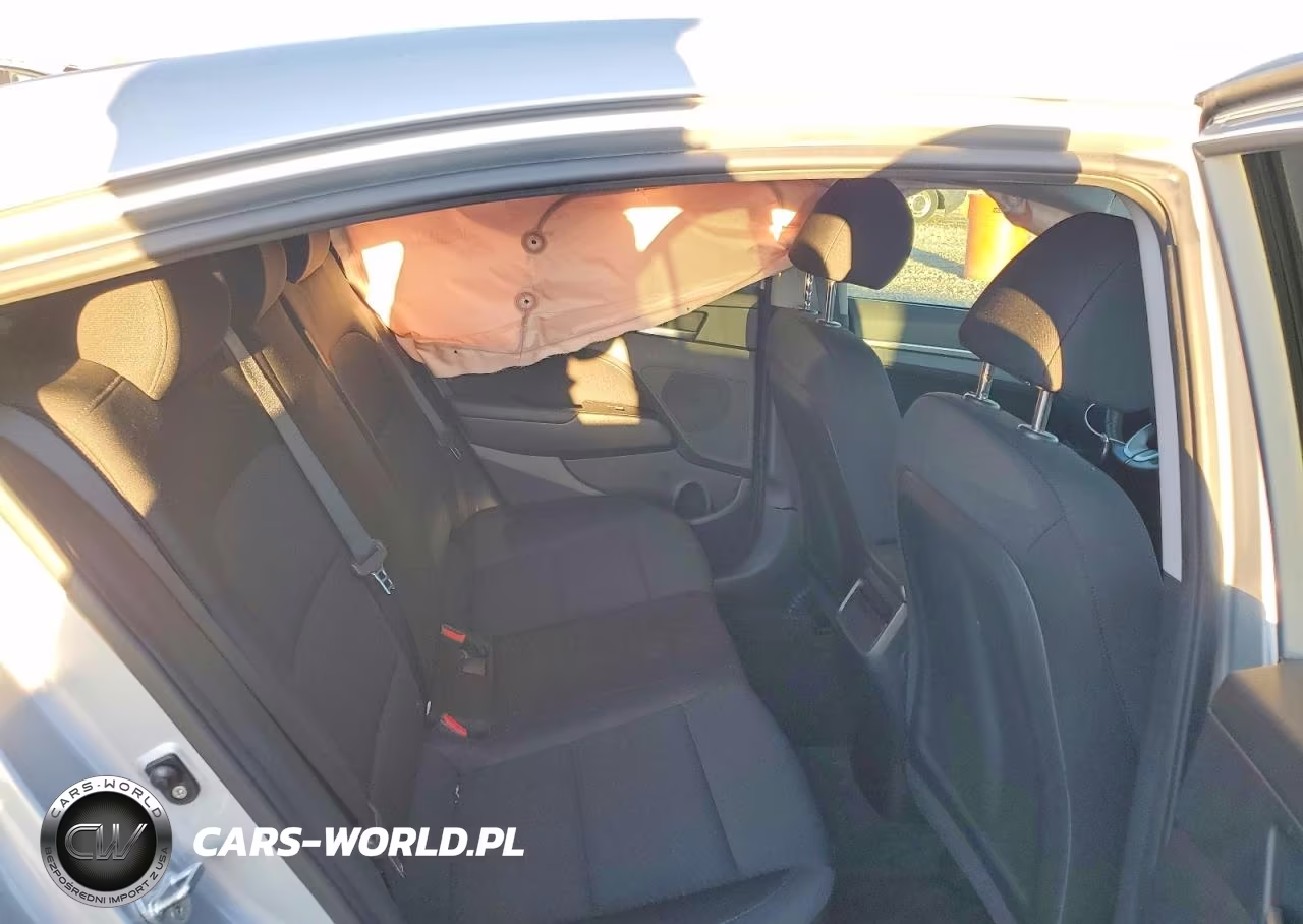 2020 Hyundai Elantra Value Edition VIN:KMHD84LF1LU929365 - 10