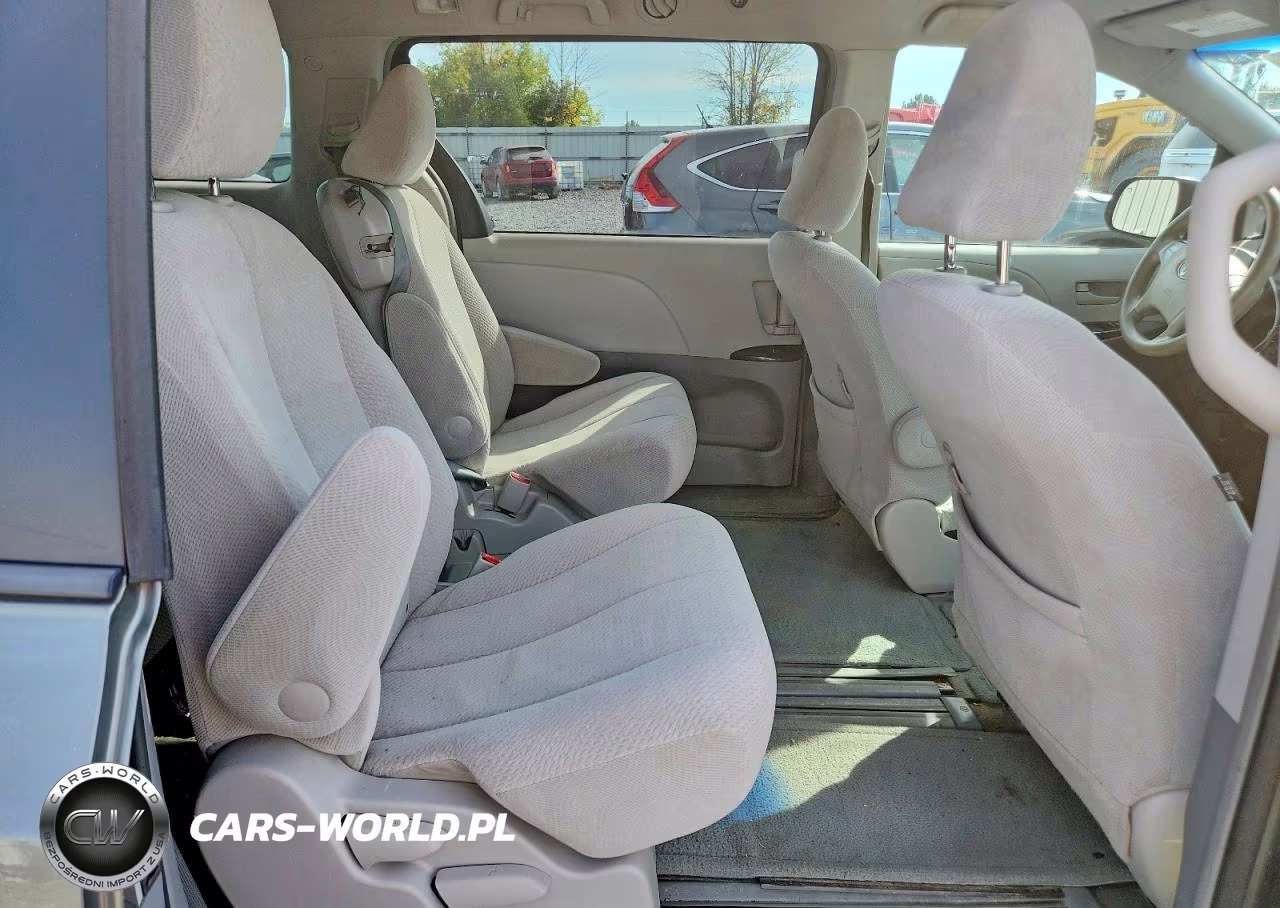 2012 Toyota Sienna Le 8-Passenger VIN:5TDKA3DC7CS013406 - 11