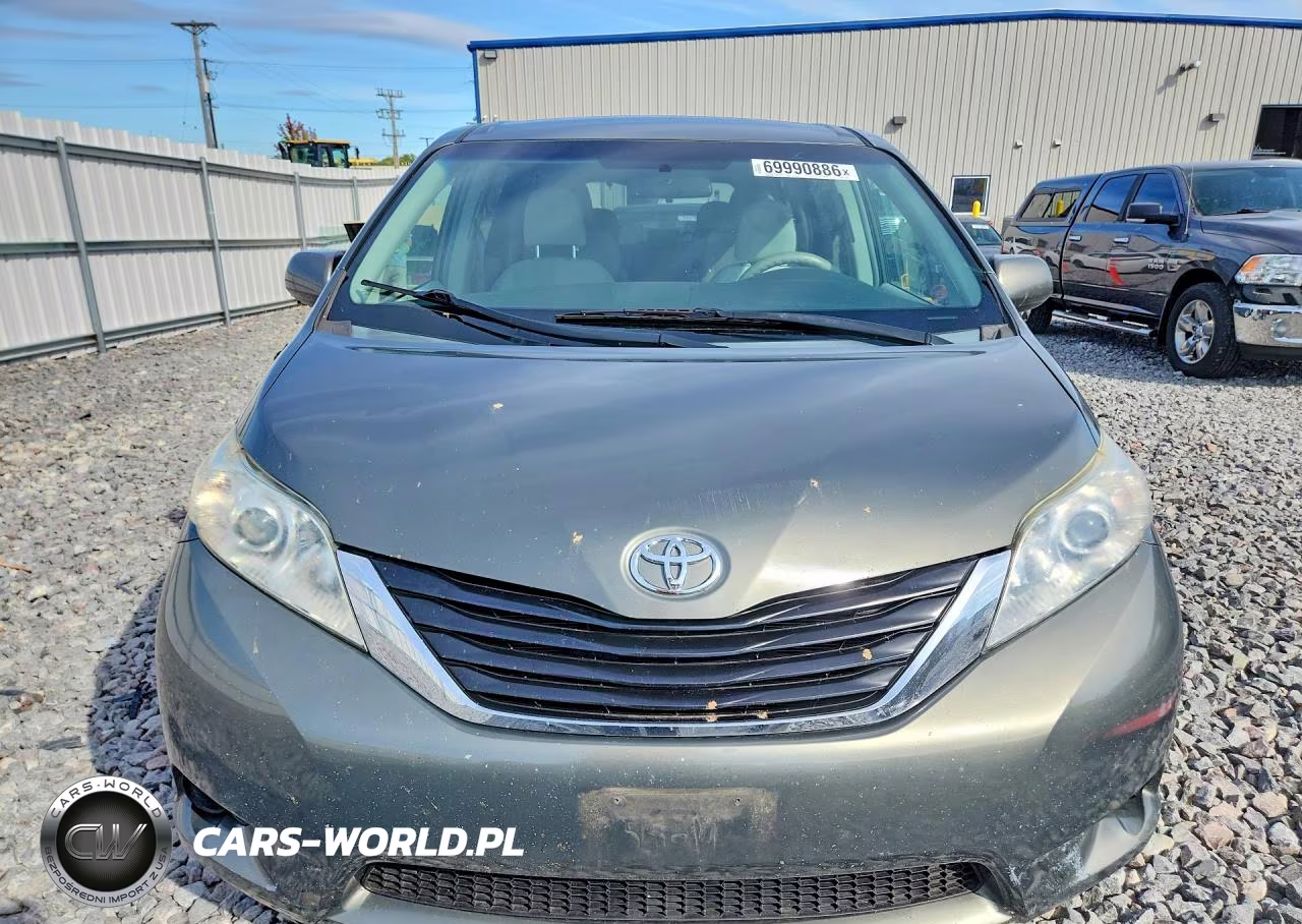 2012 Toyota Sienna Le 8-Passenger VIN:5TDKA3DC7CS013406 - 5