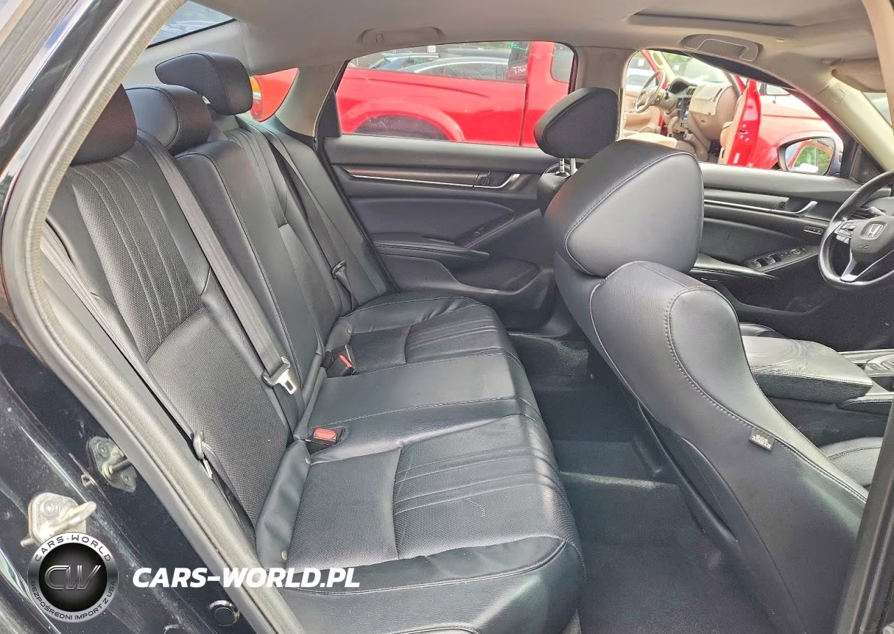 2018 Honda Accord Touring VIN:1HGCV2F95JA042130 - 10