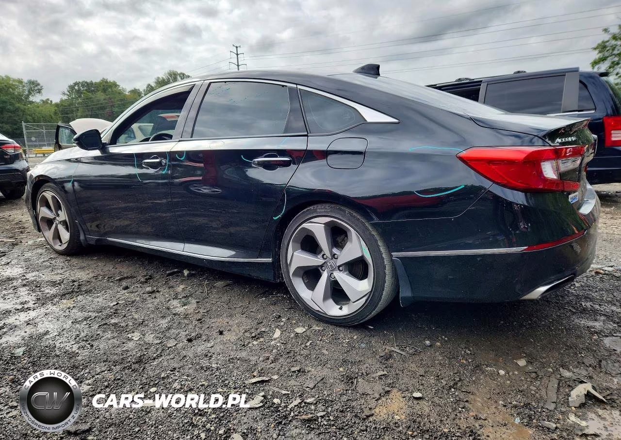 2018 Honda Accord Touring VIN:1HGCV2F95JA042130 - 2
