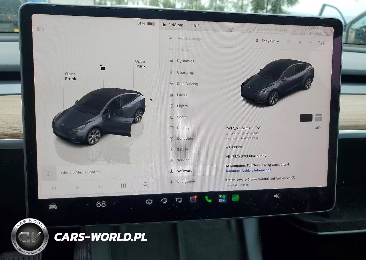 2023 Tesla Model Y VIN:7SAYGDEE6PA169557 - 9
