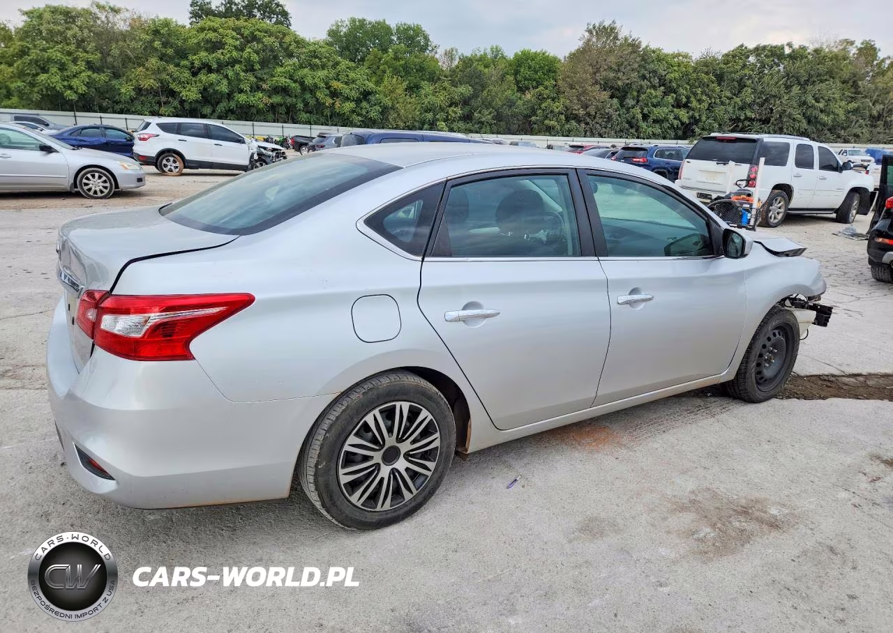 2019 Nissan Sentra S VIN:3N1AB7AP0KY365843 - 3
