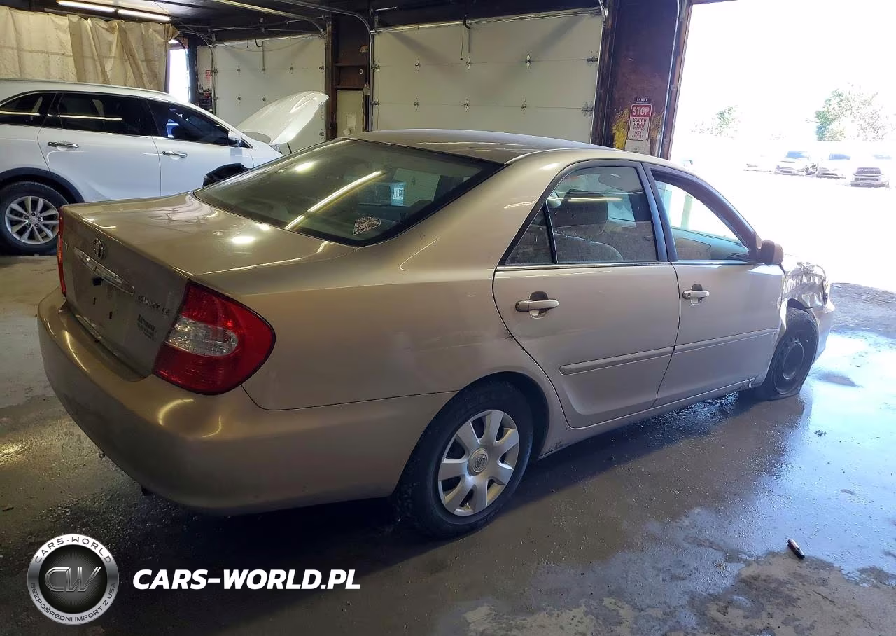 2004 Toyota Camry Le VIN:4T1BE32KX4U362048 - 3