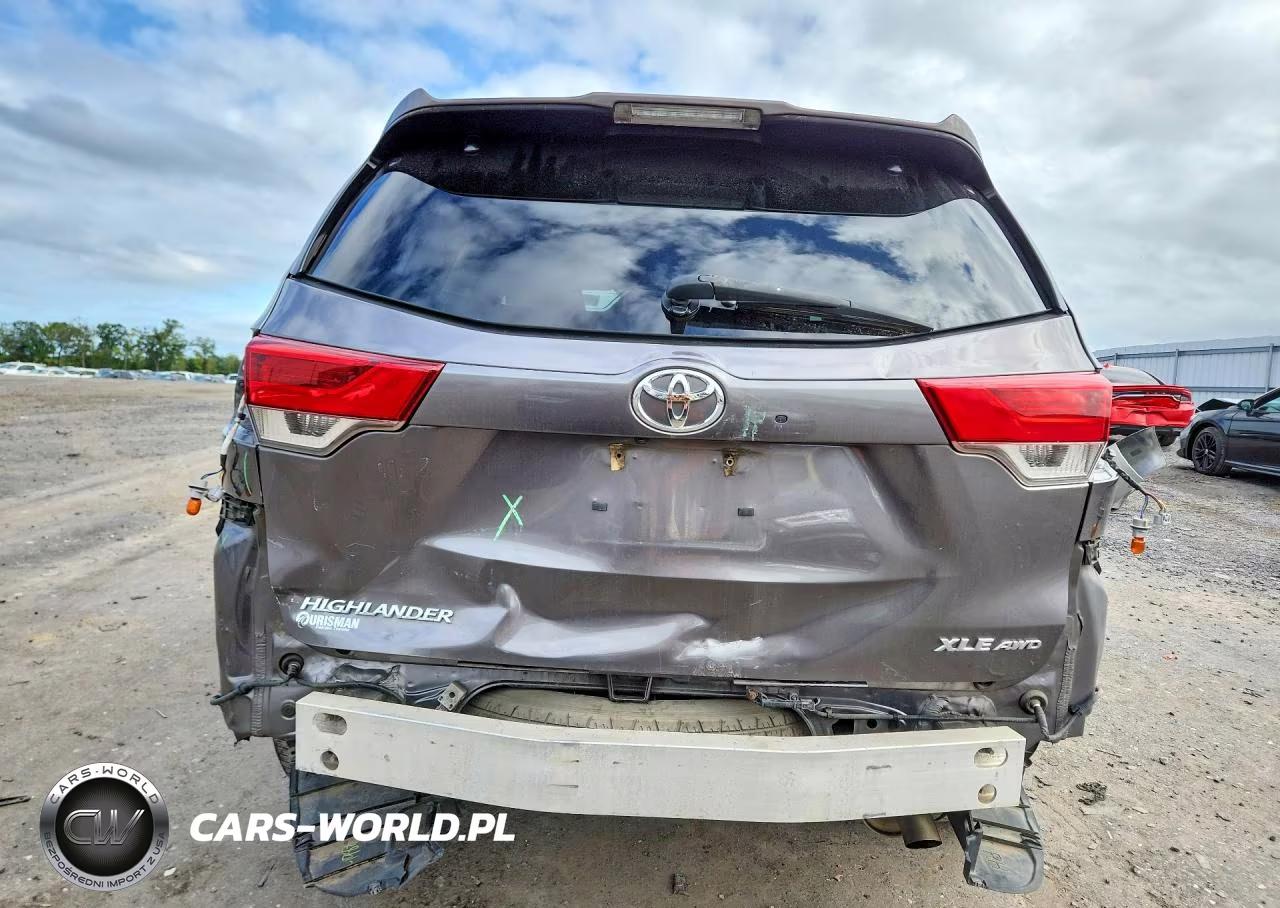 2018 Toyota Highlander Xle VIN:5TDJZRFH3JS529596 - 6