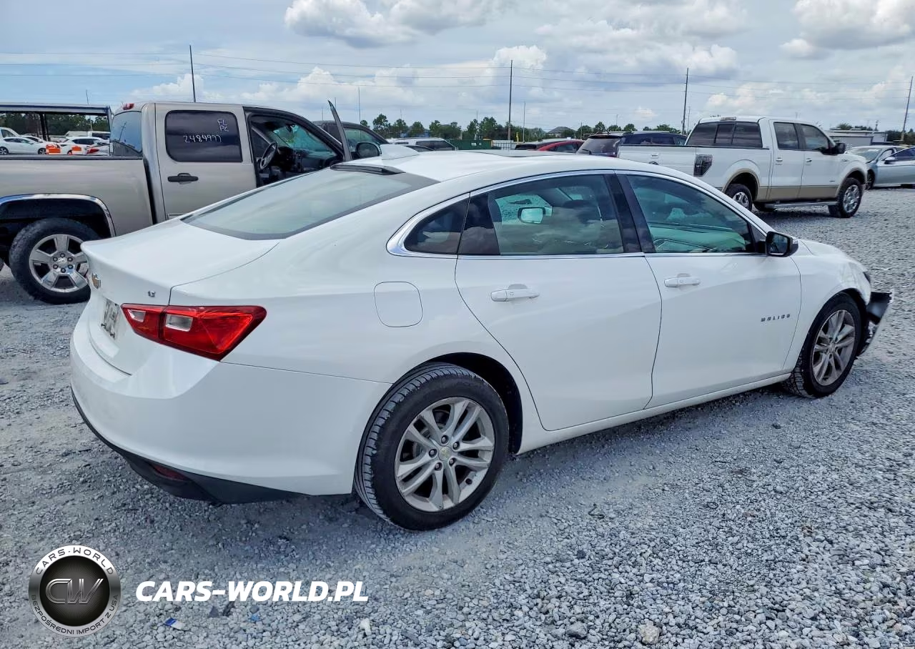 2018 Chevrolet Malibu Lt VIN:1G1ZD5ST4JF128538 - 3