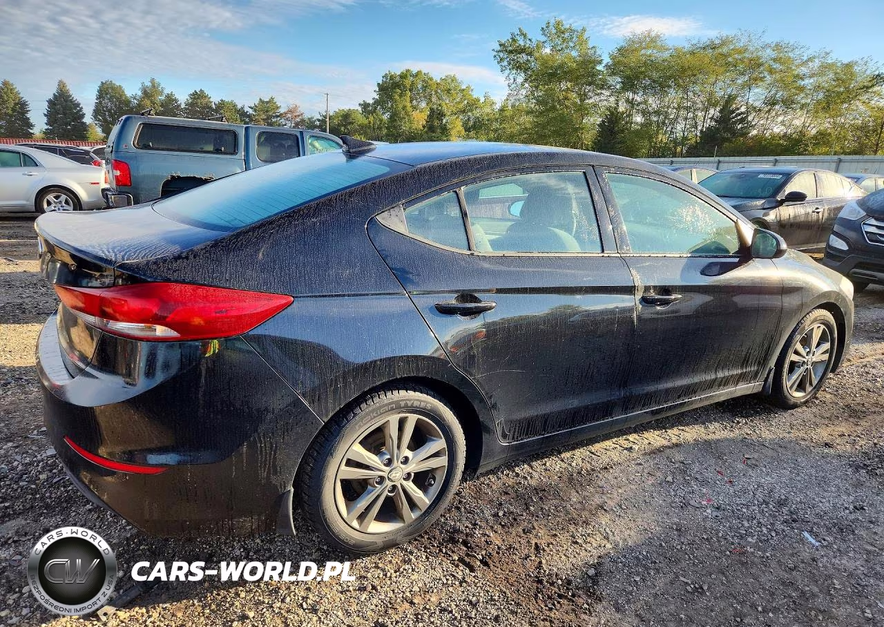 2018 Hyundai Elantra Sel VIN:5NPD84LF1JH324080 - 3