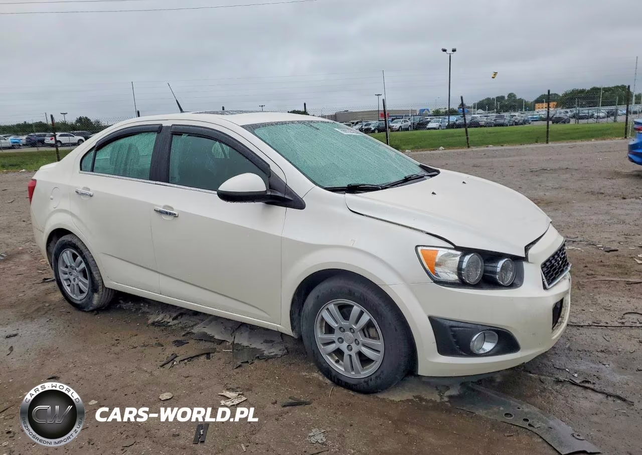 2014 Chevrolet Sonic Ltz VIN:1G1JE5SH3E4182355 - 4