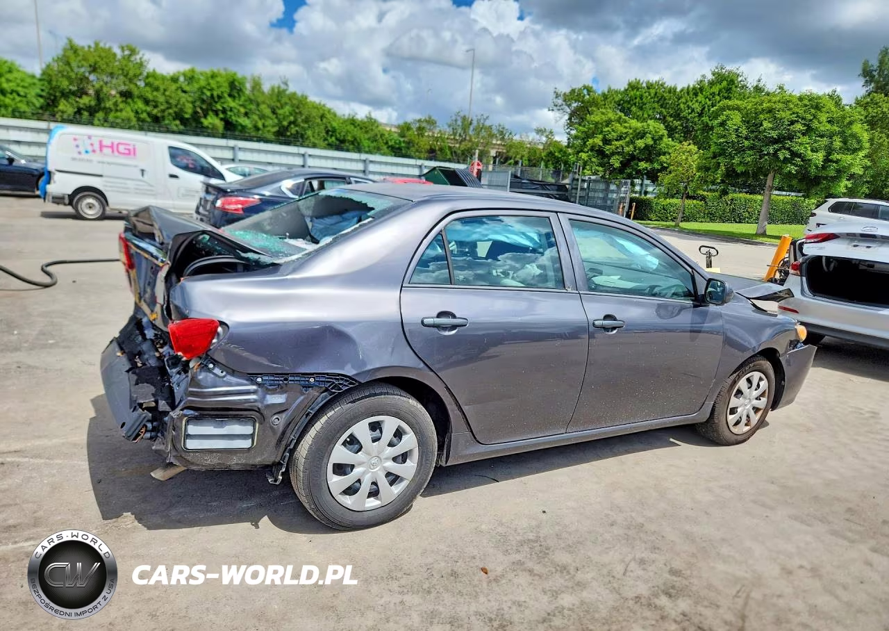 2013 Toyota Corolla L VIN:5YFBU4EE2DP196513 - 3