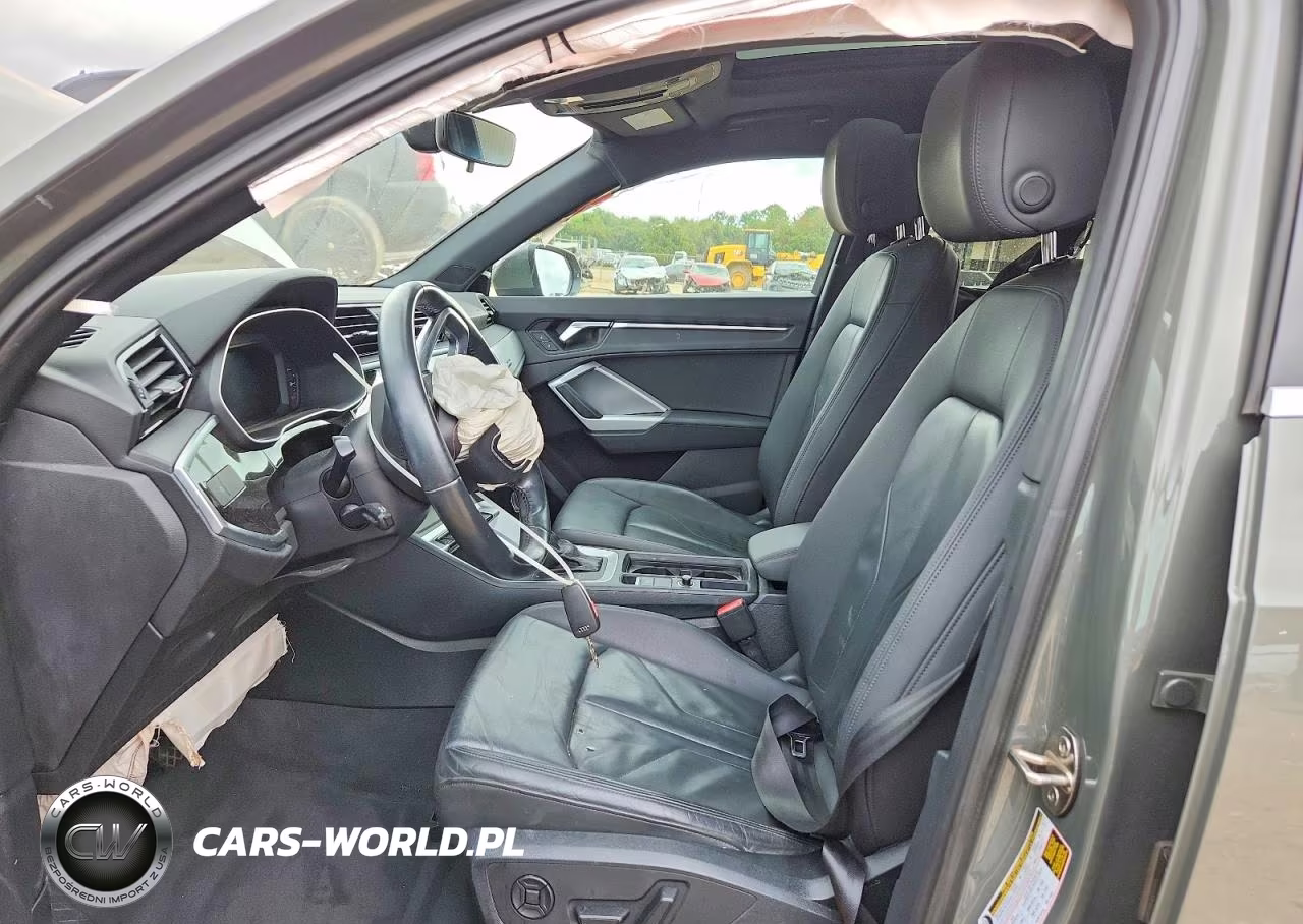 2019 Audi Q3 Premium VIN:WA1AECF35K1082632 - 7