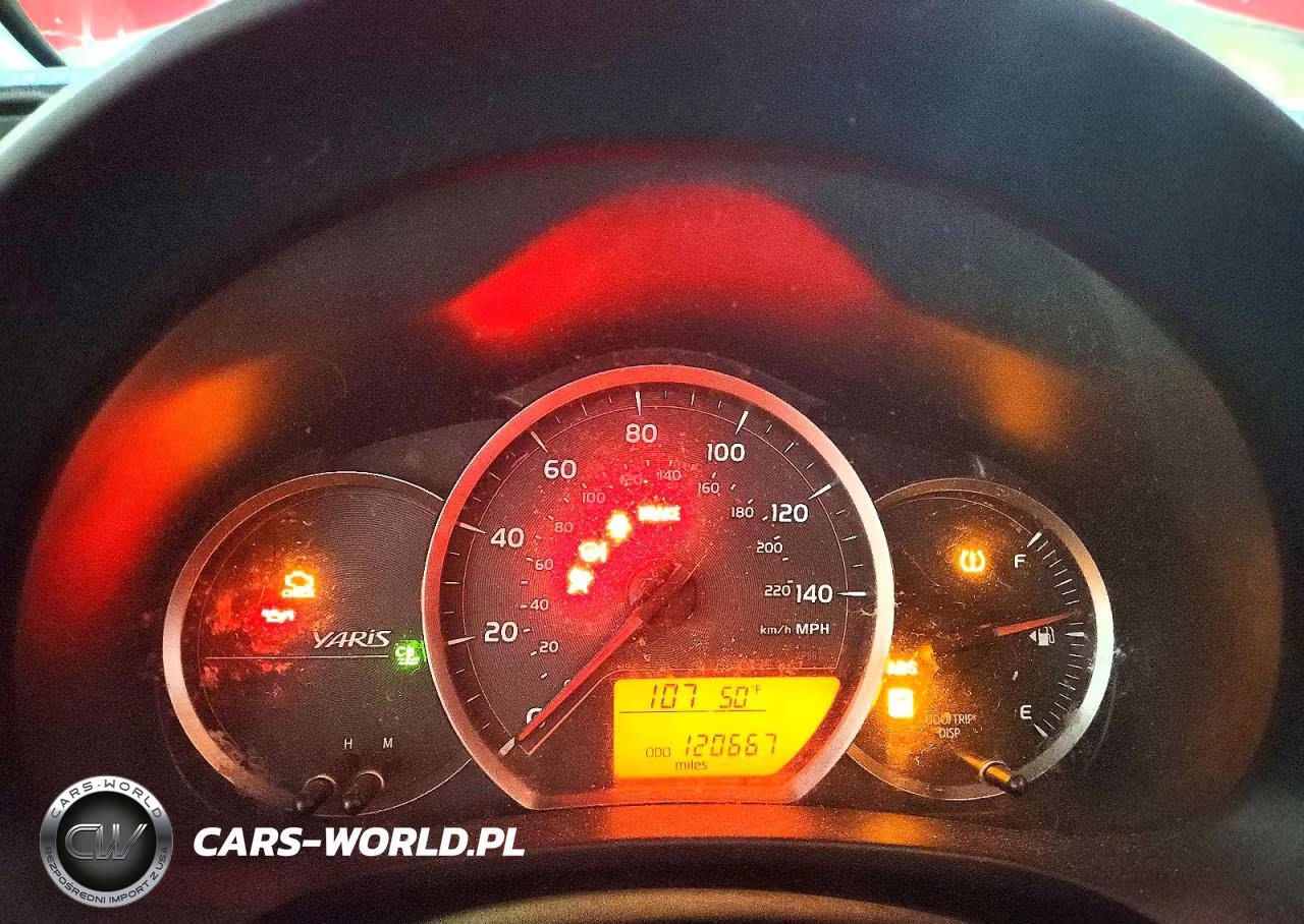 2012 Toyota Yaris 5-Door Le VIN:JTDKTUD30CD511510 - 9