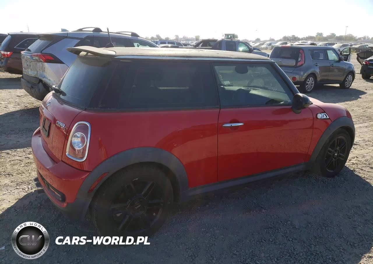 2012 Mini Cooper S VIN:WMWSV3C59CTY28292 - 3