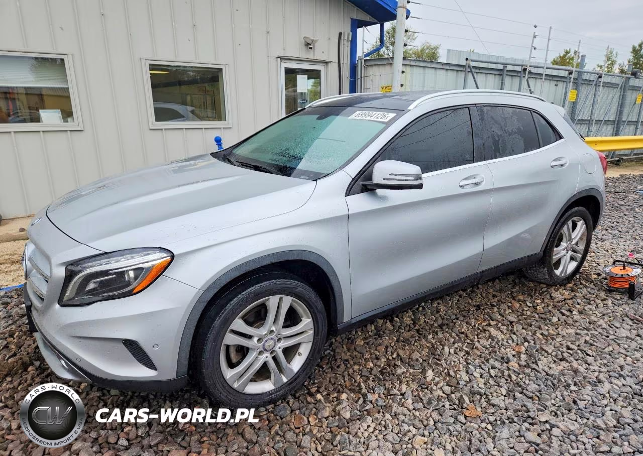2015 Mercedes-Benz Gla 250 4Matic VIN:WDCTG4GB8FJ057552 - 1