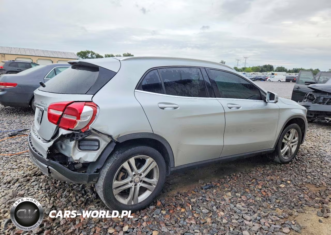 2015 Mercedes-Benz Gla 250 4Matic VIN:WDCTG4GB8FJ057552 - 3